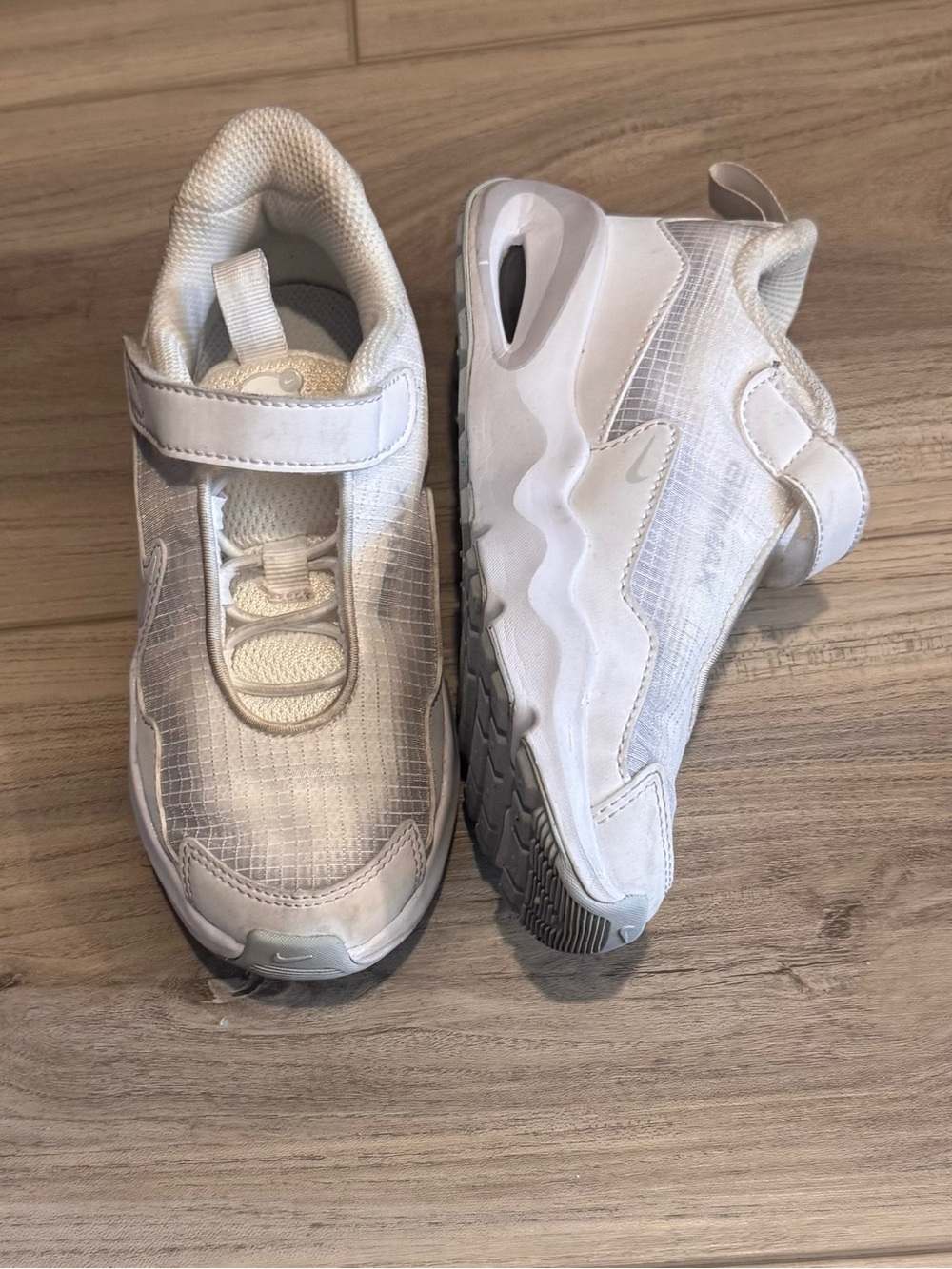 Nike Kids White Hook-and-Loop Athletic Sneakers